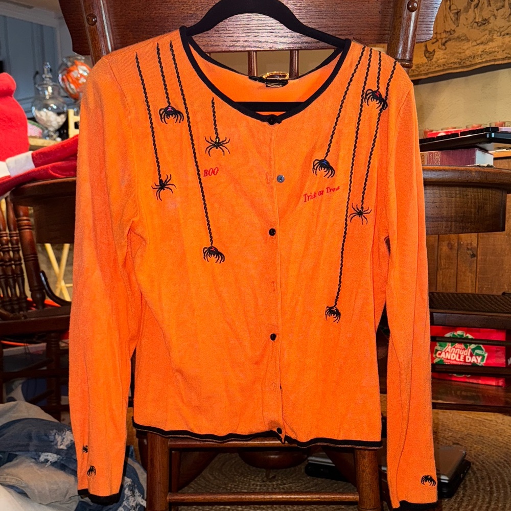 Etoile Orange Halloween Cardigan with Spider Design
